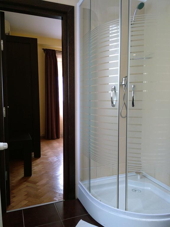 Rami House Central Double Rooms Brasov Room photo